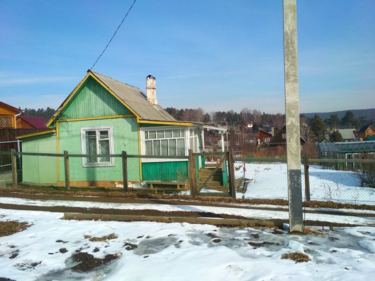 Продается дача в СНТ "Полиграфист", в 1 километре от города Иркутск