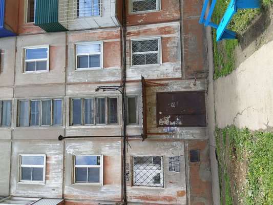 Продатся 2-комнатная квартира в г. Усолье-Сибирское, проезд Серёгина, д. 22.