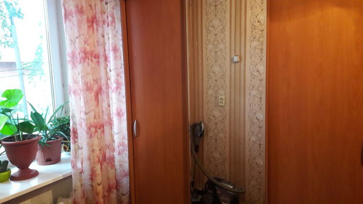 Сдается 2-комнатная квартира в центре города, по адресу: Российская,1