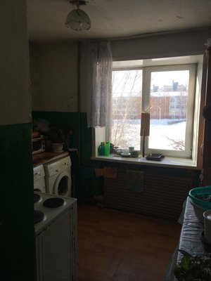 Продаётся комната в 5-комнатной квартире по адресу: г. Иркутск, ул. Ржанова, д. 41Б.